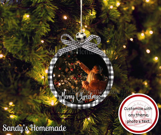 - Custom metal christmas ornament - Any photo and text - Black and white plaid -